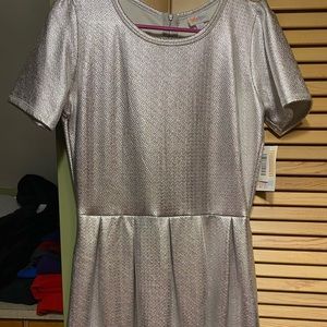 Textured silver Lularoe Amelia
